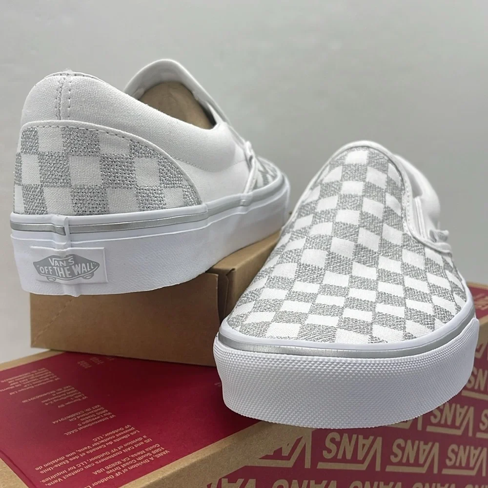 Vans Men’s Checkered Classic Slip-On Sneakers Metallic True White VN000CT5W00